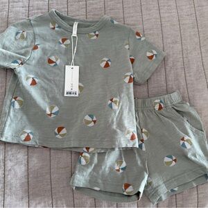 NWT Rylee and Cru beach ball shorts and t-shirt set 12-18m